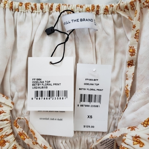 Faithful The Brand Odelina Cami Ditsy Floral Smocked Cropped Peplum - Picture 8 of 11